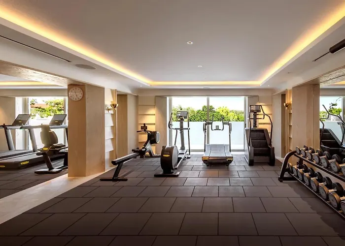 לינה וארוחת בוקר Bijal 5*